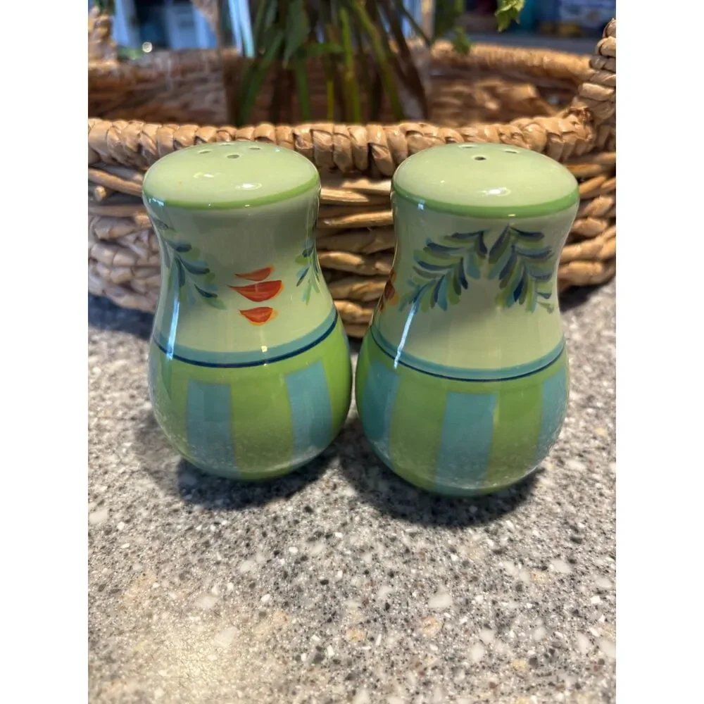 Pair of Southern Living at Home 